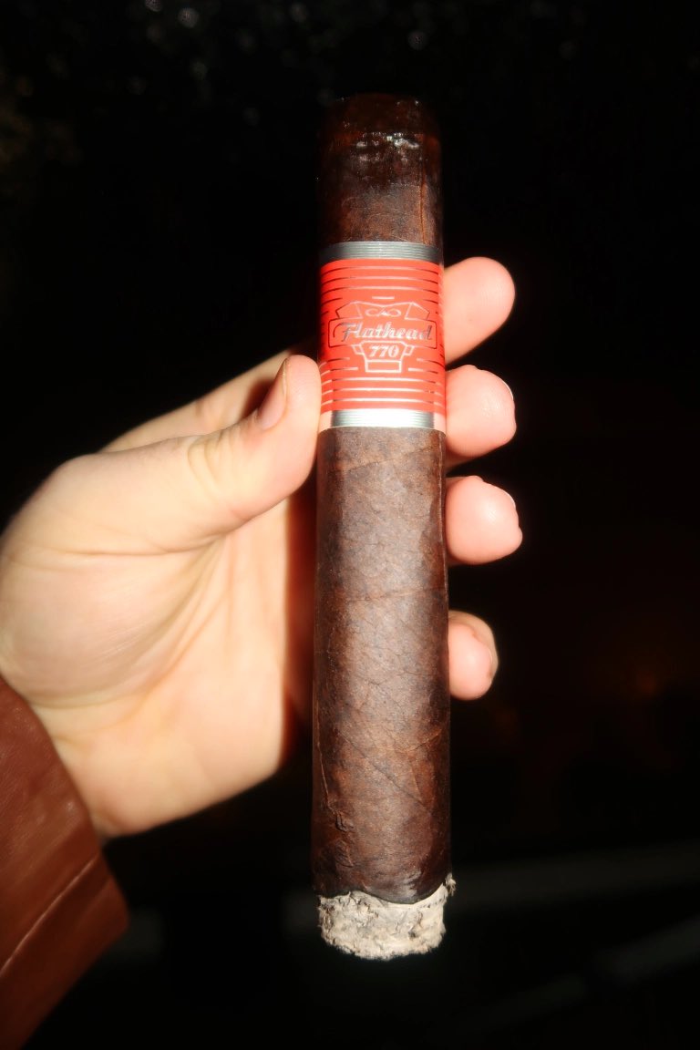 ldncigarsmoker's tweet photo. “Immediately the most striking thing about this cigar is the dark brown (like dark coffee) oily wrapper”
Check out my latest review of the CAO Flathead 770, link in bio!
#cigar #cigars #cigarsofinstagram #cigarnovice #cigaraficionado #cigarlife #cigarlifestyle #cao #flathead770 https://t.co/cpLH3407fK