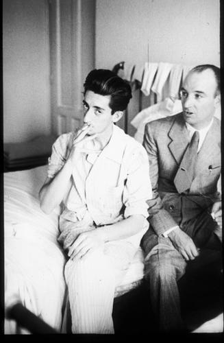 El hotel sería famoso entre los toreros y en él se alojó a menudo Manolete o se realizaron homenajes a Antoñete o Curro Garbis.Santos Yubero, 1940 en  @PatrimonioCM