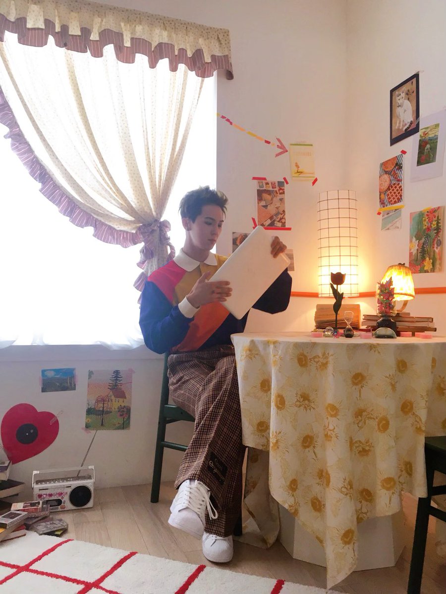 [🕓REPL4Y_WINNER🕓] 창 밖에 쌓인 눈을 바라보ㅁ,,🐻 #장난칠준비 #감성곰도리 

#WINNER #위너 #4OURCIRCLE #REPL4Y_WINNER #WINNERCITY