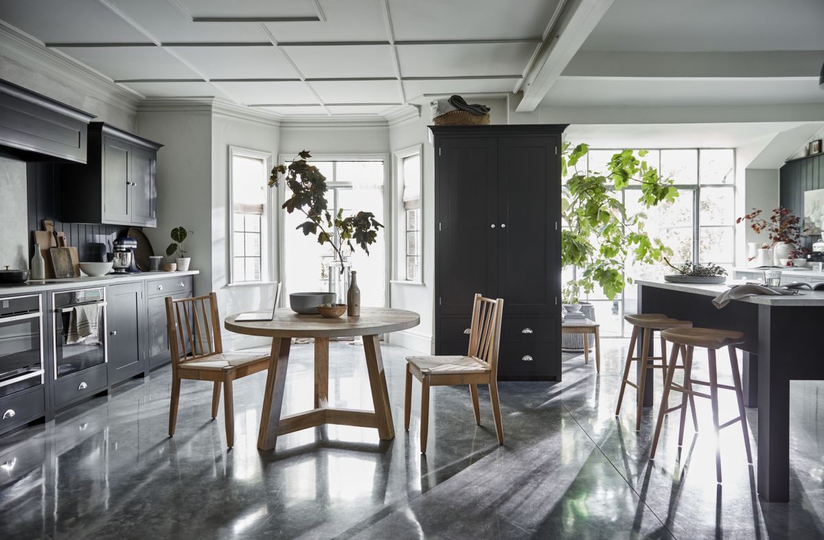 homesandgardens's tweet image. 8 essential kitchen layout tips from design experts you should never ignore ow.ly/gG06102xH38