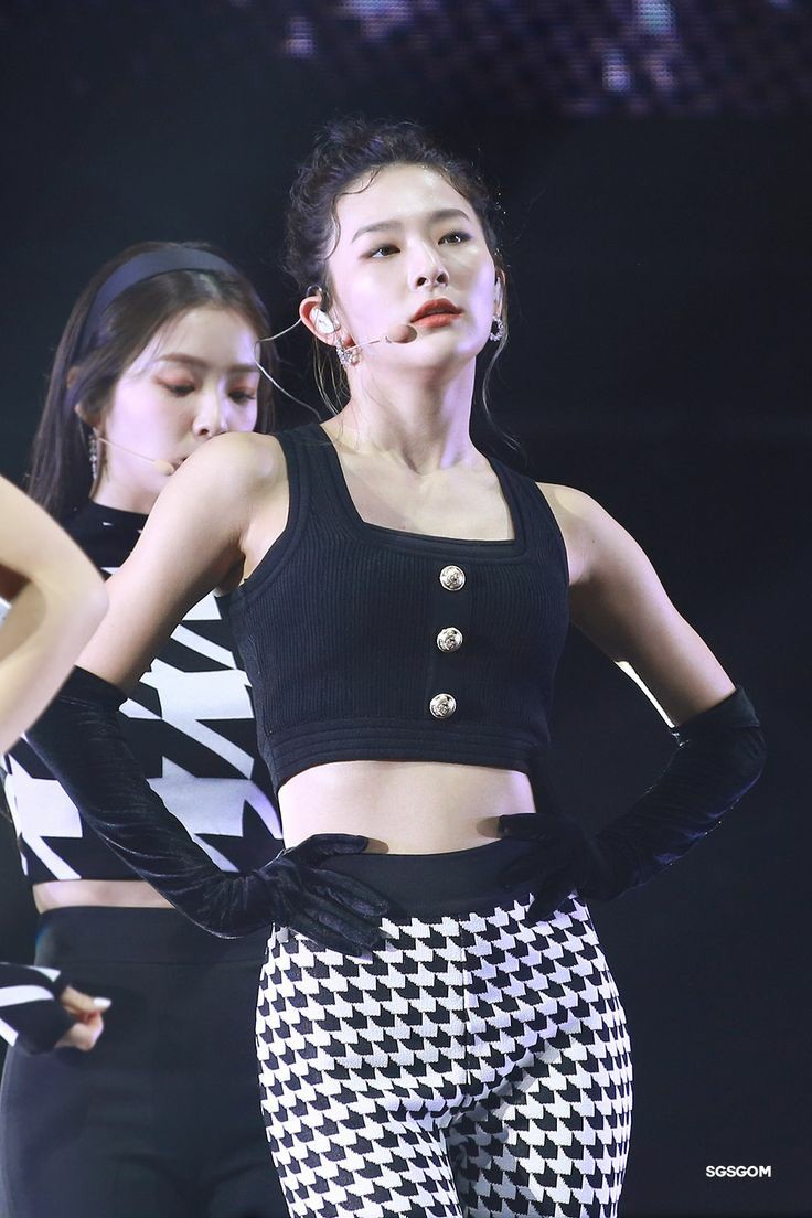 seulgi from red velvet in crop tops — a thread