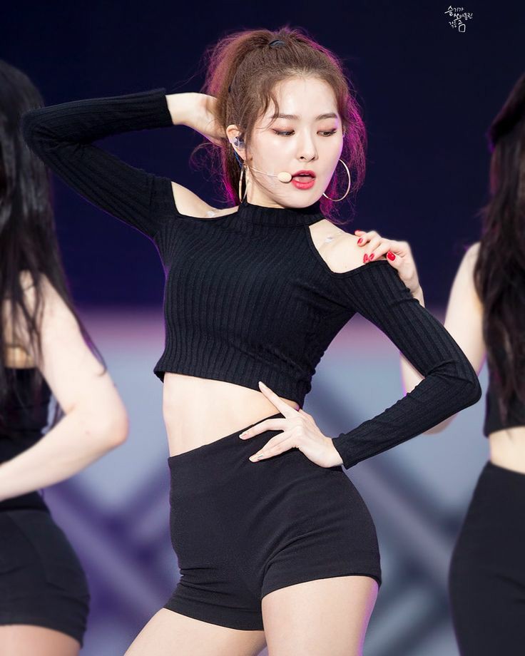 seulgi from red velvet in crop tops — a thread