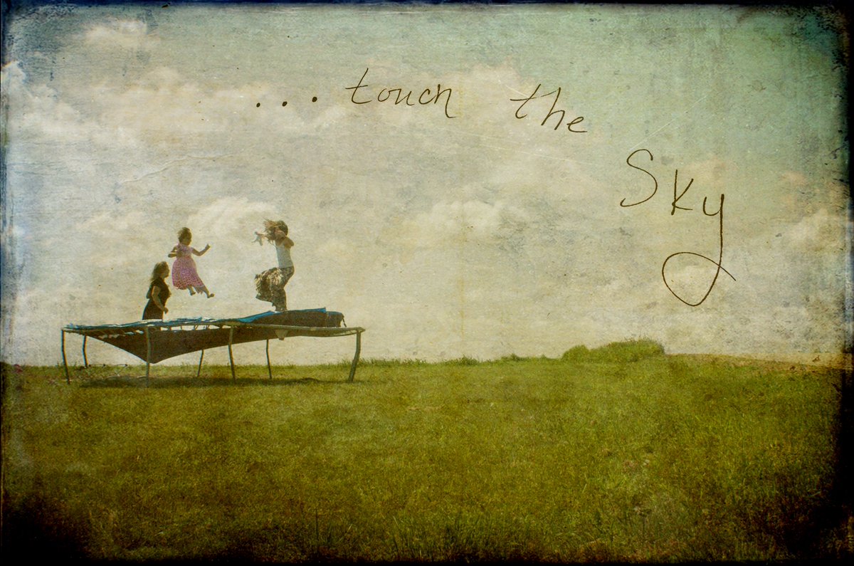 rvoneinem's tweet photo. Jamie Heiden 💚💫💙 #ThursdayMood 💙💫💚 https://t.co/DrGZsQtqBb