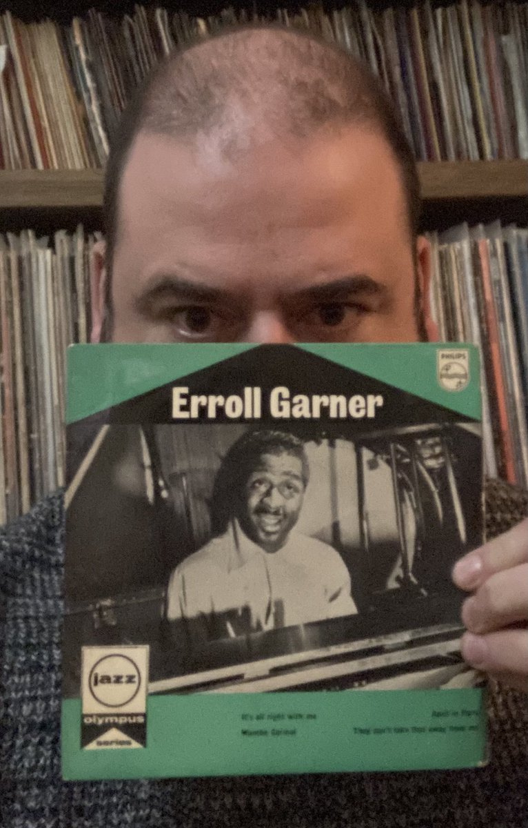 #VinylHold: Erroll Garner facebook.com/11627907658397…  #MusicWriter #MusicBlog #TSW #MusicReviews #TheresasSoundWorld #MusicReviewer #Jazz #MusicVlogs #MusicVlogger #AlternativeMusic #Writer #AlternativeMusicBlog  #UK #PianoJazz #50sJazz #ErrollGarner #MusicBlogger #vinyl #45Vinyl