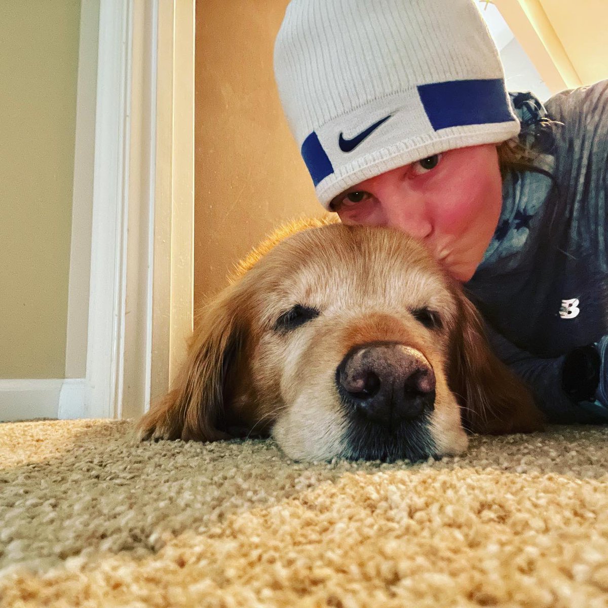 TourdeShadow's tweet image. Number four yesterday. This time my other brother read to me while I was in my episode. It took me a#over four hours to start to recover from this one. And earned me a trip to the vet...