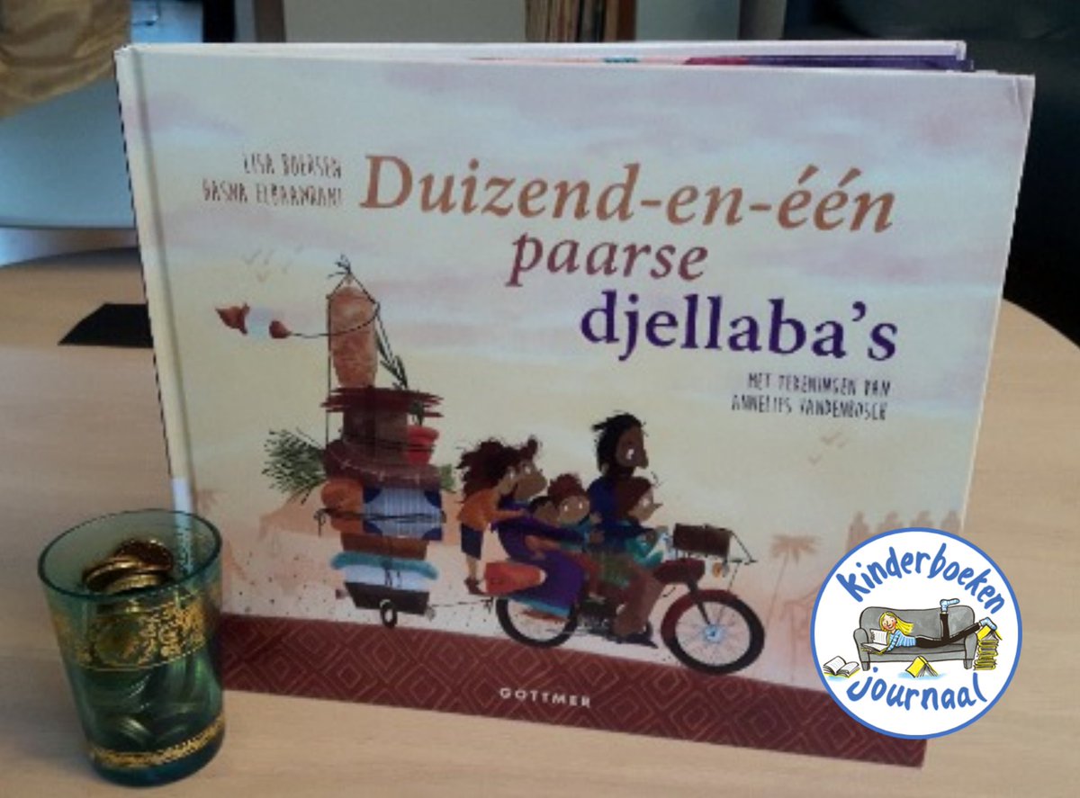 Wat is er veel te zien op de markt in Marrakesh 
Het is eindelijk zomervakantie!  Esmaa vertrekt met haar ouders, zusje en broertjes naar familie in Marokko om daar de hele zomer door te brengen. 
Een kleurrijk prentenboek. Meer weten? Lees dan onze tip: kinderboekenjournaal.nl/review/duizend…