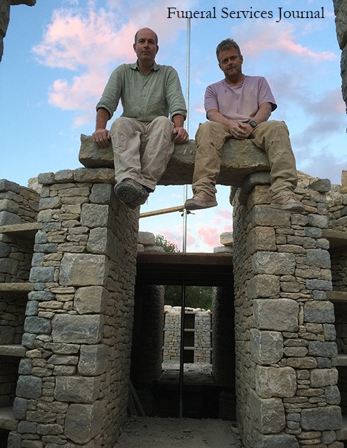 9/ There's an engaged community of barrow columbaria builders & owners, learning from one another, exploring the social value & emotional depth of their barrows, building communities of the living and future dead  #digideath