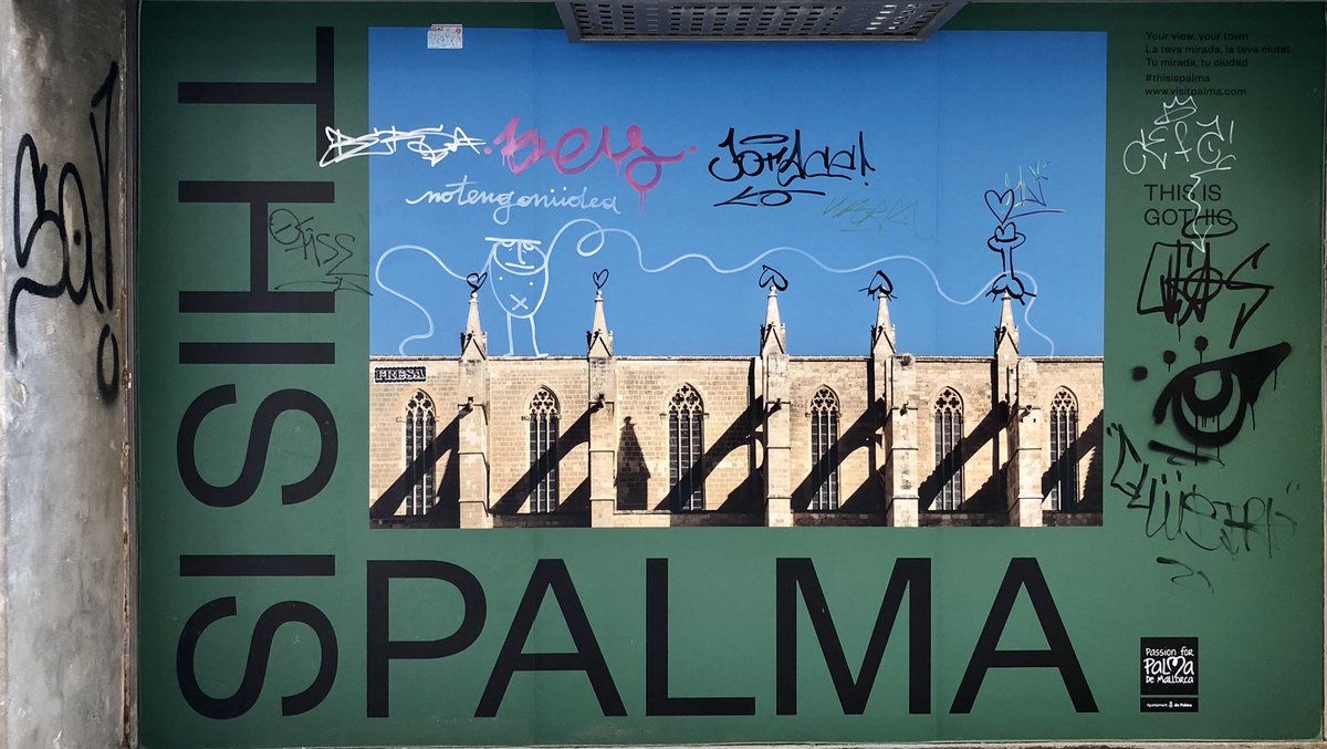 ppalonsog's tweet photo. Exacto, #ThisIsPalma . Ni adrede se describen mejor los grafiti basura que cubren #Palma #Mallorca .La alternativa del @ajuntpalma es que las víctimas paguen la limpieza, con ayudas parciales de nuestros impuestos. Descartan sanciones y que limpien los culpables #FelizJueves https://t.co/bX52uR2NiX
