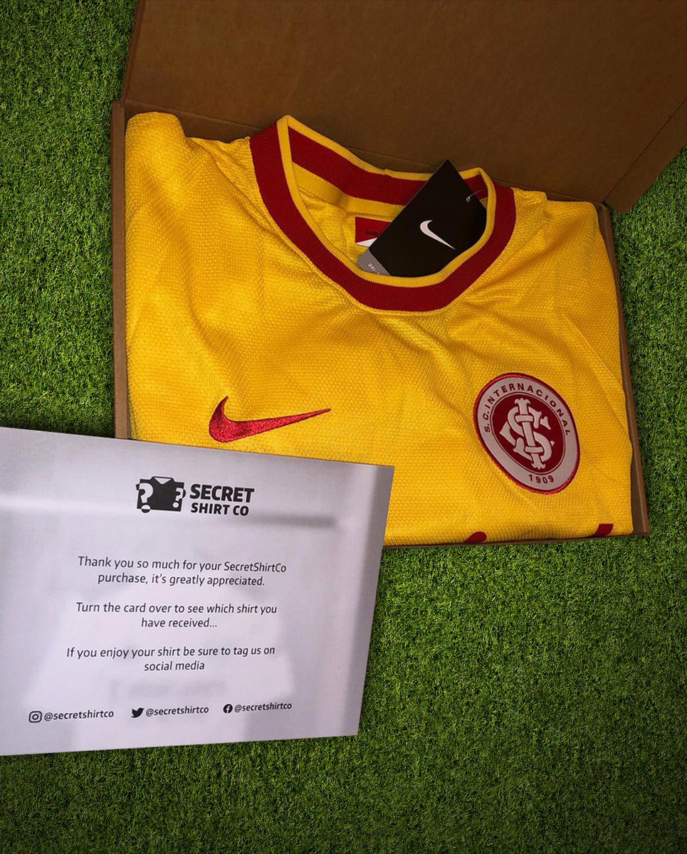 secretshirtco's tweet photo. If Harry Kane scores 1st against Liverpool today, we’ll giveaway a https://t.co/QSIxfAIBSb box. 

To enter: 
1️⃣ Retweet this tweet
2️⃣ Follow the page

Good luck! https://t.co/4qQYR2PBwu