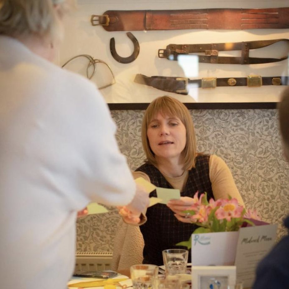 / 1:1 / 1-2-1 / One to One /
However you say it, the outcome is the same! 

Why not start by having a 1:1 with one of our members >> ribbons-network.com/members