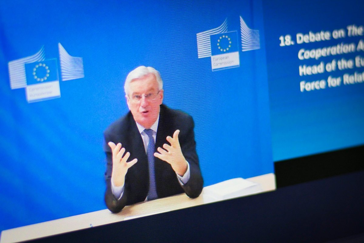 EESC_President's tweet image. 📢#EESCplenary

Thank you, @MichelBarnier, for securing the EU-UK agreement, for the exemplary transparency &amp;amp; for keeping #EUCivilsociety informed on the #Brexit negotiation process.

For the EESC it is important that #CSOs continue to play a role in the future 🇪🇺🇬🇧 relationship.