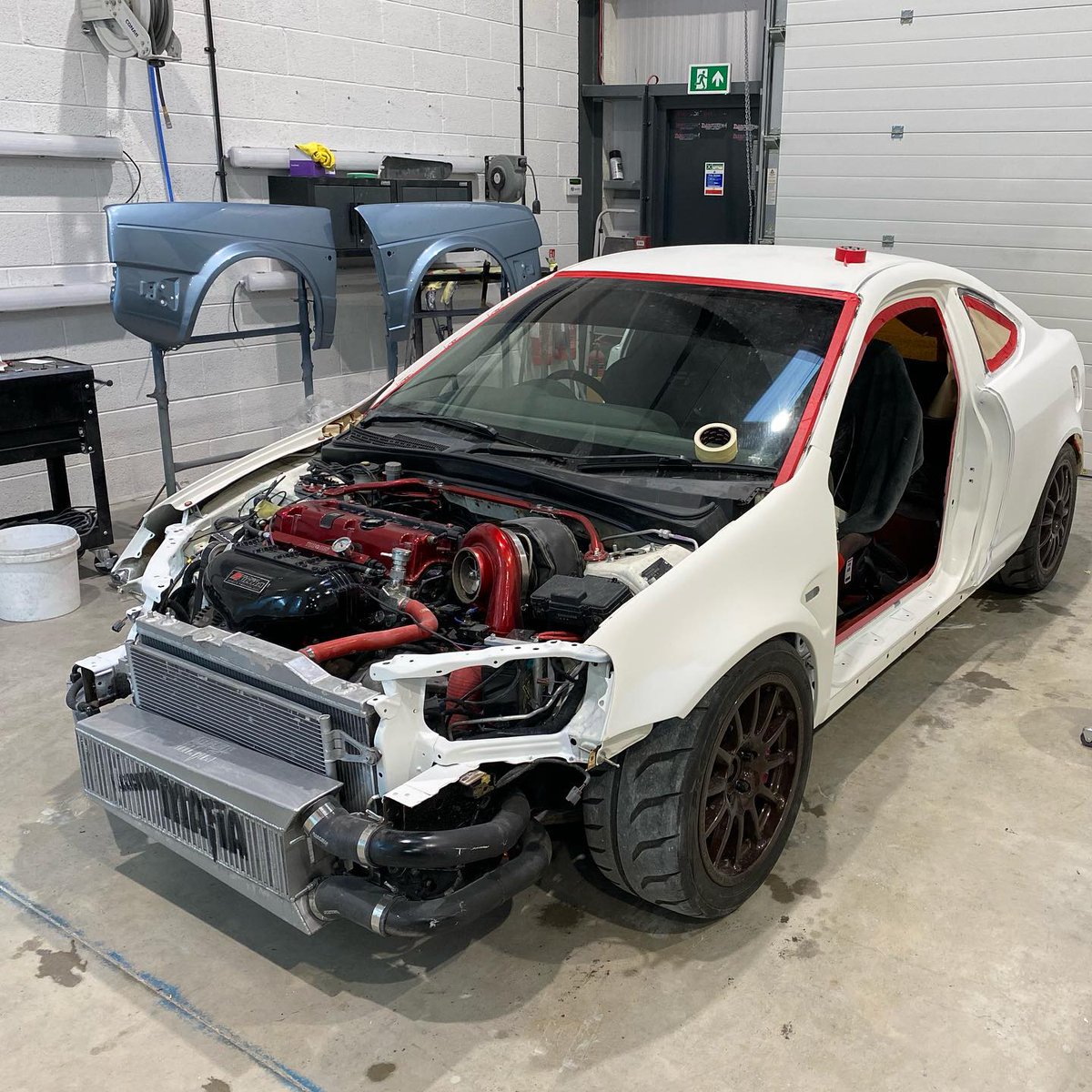 darksidetdi's tweet photo. This beast belongs to our fabricator, Danny...
Follow the progress at Darkside Paint and Body - https://t.co/t7BBGfpBEf
#darksidepaintandbody #darksidedevelopments #darkside #jap #repaint #custom #honda #hondaintegra #dc5 #turbo #awd #bodyshop #fabrication https://t.co/k9I8HBKfqK