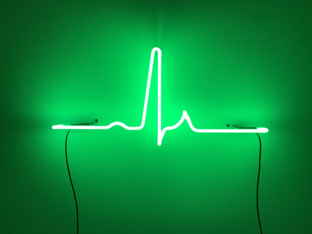 stups0711's tweet photo. #throwbackthursday - my #ecg #neon - now mounted! 😊 thanks @neonworkshops #london for helping me realize my #neonproject #leuchtreklame #blownaway by #neon #elektrogardiogramm #ekg #neonekg #neonecg https://t.co/QJFYoLfNbT
