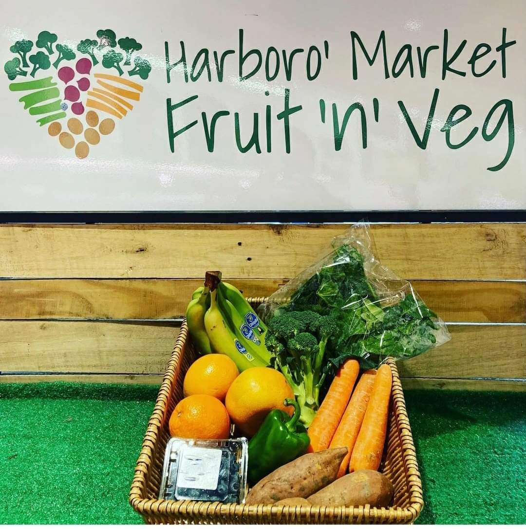 Look at this little lot of #immuneboosting goodies available from Harboro' Market Fruit n Veg. Just £10 and available to click and collect or pick up when you're shopping for your #essentials at the #market Tues- Saturday. #antioxidants #juicing #healthylifestyle #Harborough https://t.co/qU2ghHFRcZ