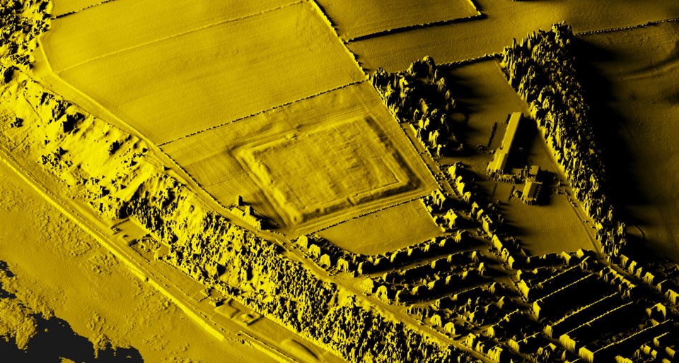 The  #Roman coastal fort at Maryport  #Cumbria survives today as a prominent earthwork platform, as these beautiful LiDAR images processed by  @Phil_M_Barrett in 2020 and  @MarkWalters_ in 2016 clearly show #RomanFortFriday