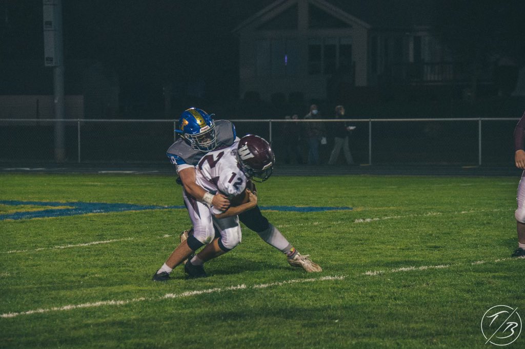 TritonFB's tweet photo. Congratulations to #58 Jeremiah Farrell (ILB) for being named to the Region 2 All-Star Team! Well deserved and a great testament to his hard work! #TrojanPRIDE https://t.co/FNLxNIzOlD