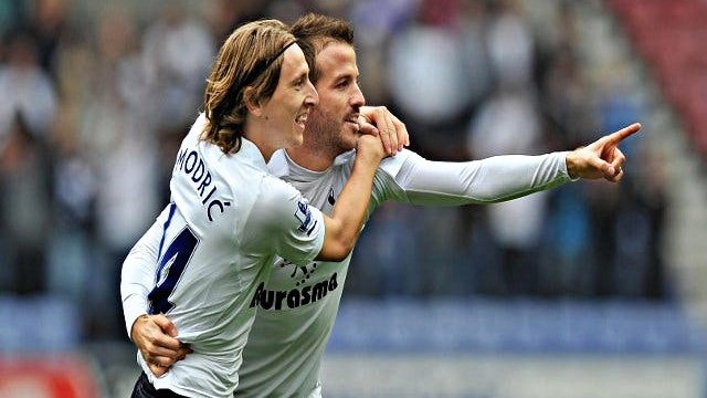                                                               Happy Birthday  Rafael Van Der Vaart    