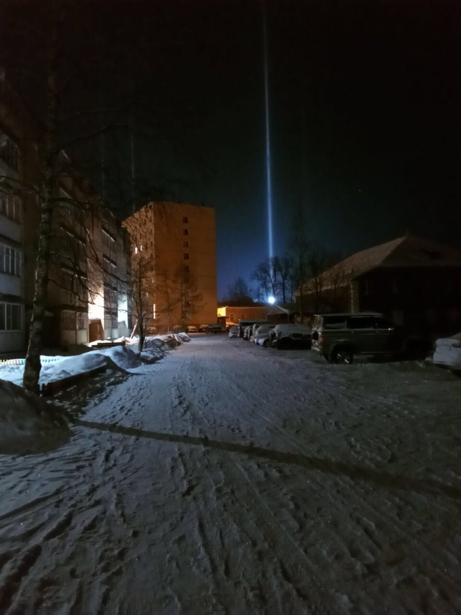 Фонарное сообщество в деле! Мои коллеги светятся благодаря железнодорожникам из сурового города Буя. Надеюсь, их не заблокируют 😳💔