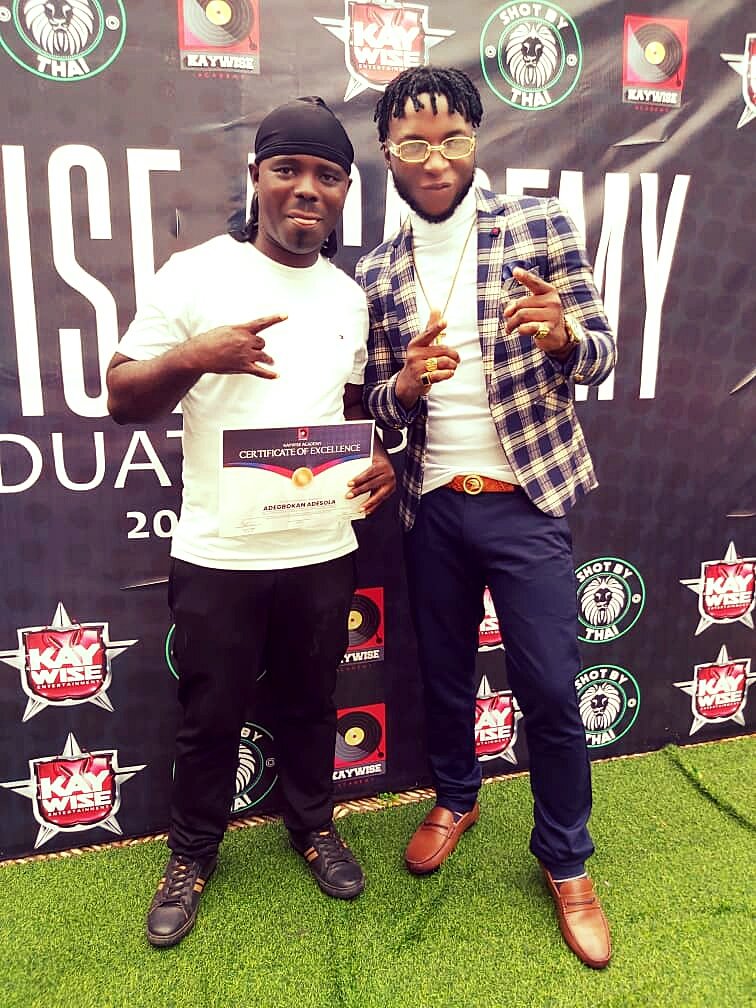 XclusiveDjmiles's tweet photo. I Went,I Saw,I Conquered... Thanks Boss @djkaywise for this Platform🙏🙏🙏 #HighwayLevel🔥🔥🔥
Congratulations to DjMiles a @KaywiseAcademy 2020 Graduate🎊🎉🎈 My Price just gone up🚀🚀🚀 https://t.co/omBJ6IfKp0