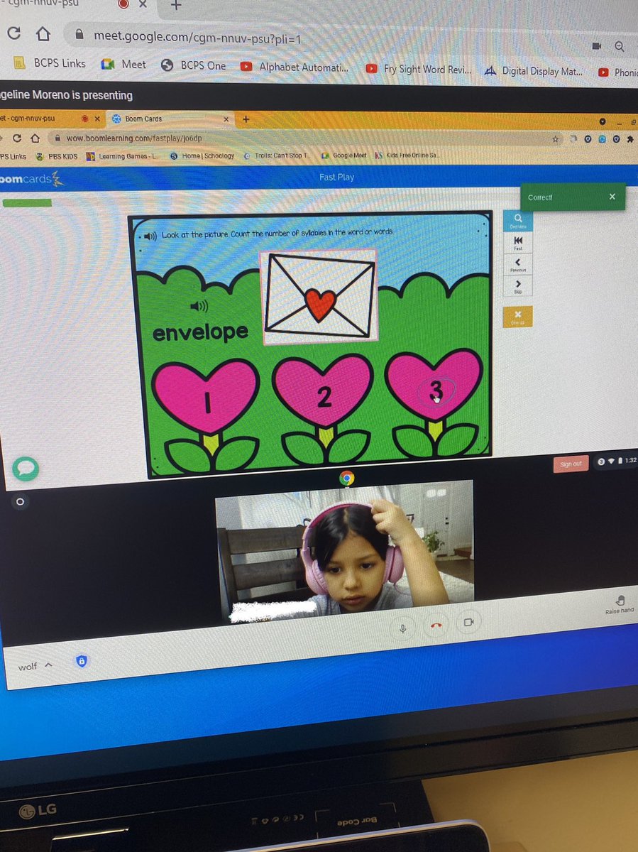 Robyn Wolf tweet media