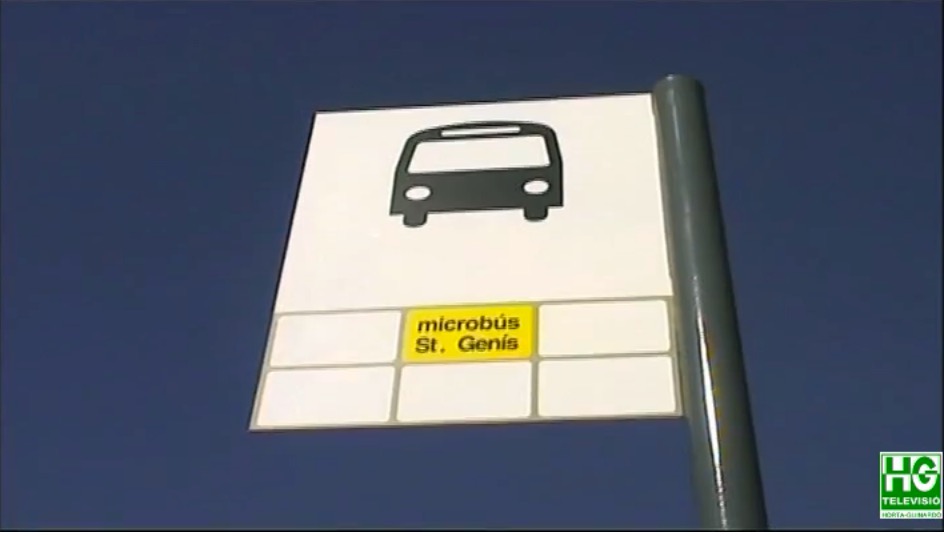 AutobusesBCN's tweet photo. #TalDiaComoHoy el 12-2-1998, se creó la primera línea de #BusBarri . No fue de @TMB_Barcelona sino de Autocares Ravigo. @bcn_ajuntament creó una línea microbús experimental en #SantGenís. Posteriormente, viendo su éxito, pasó a TMB y creó +lineas BusBarri https://t.co/q0m81Hx3nE https://t.co/lwXWyzq2NC