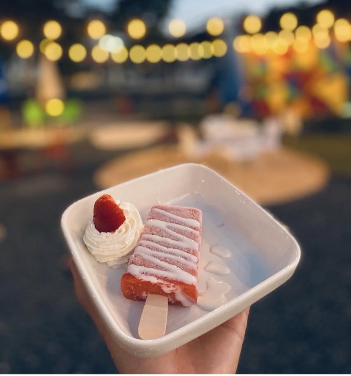 OrtizYenian's tweet photo. Si no sabes que hacer este 14 de febrero arranca pa’ Diente frío. El mejor spot para pasarla bien y comerse un rico helado, açai, frappe, entre otros✨ No te vas a arrepentir! Habrá música en vivo 🤩💗 

PR-14 Los Llanos, Coamo, Puerto Rico Coamo
(787) 558-7892 https://t.co/O1GAfdjZST