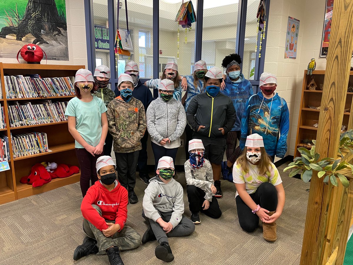 LibrarianMrsL's tweet photo. 🍕 Our “Fractions Pizza Cafe” 🍕 was a big hit with 5th grade today (fake mustaches added some fun)! We used our math skills to relate fractions to pizza toppings and cooked REAL pizza, thanks to our awesome Ms. Arrington in the cafeteria!  🍕 @amanda_scogin #MathCrafters5 https://t.co/qpKtfKvVs8