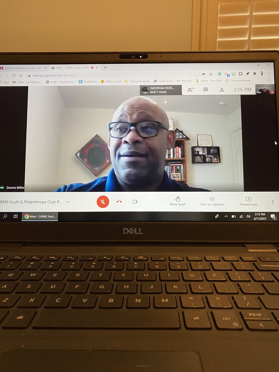 MrsOtis2's tweet image. The OJRMS Youth and Philanthropy club had a great conversation with Sergeant Miller from @MapPhiladelphia discussing ways we can help Active Members of the Military!! More to come on ways to help this amazing non-profit!  @MrsHampton9 @OwenJRobertsMS