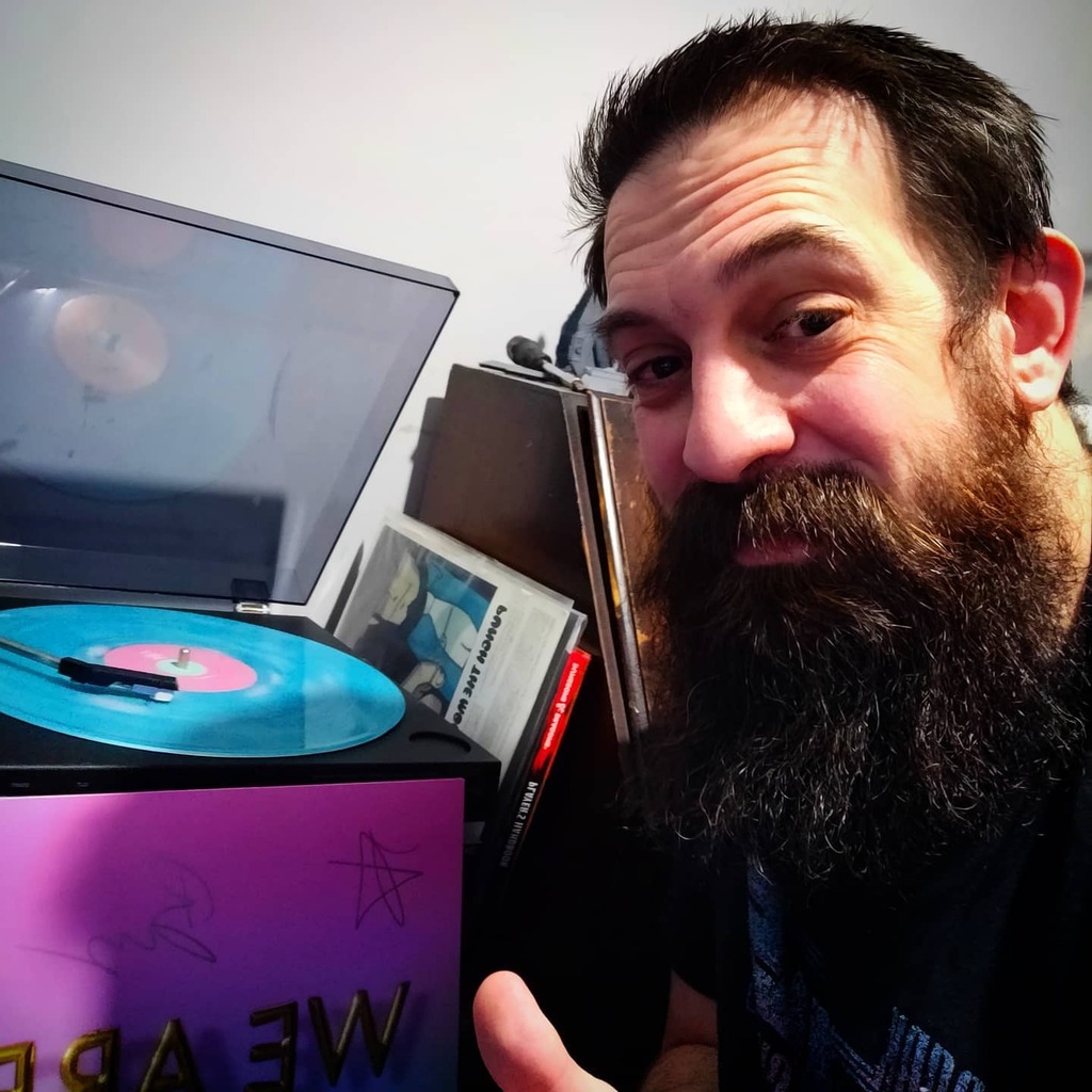 SMalphurious's tweet image. Supporting local music! Check out iDestroy! @idestroyband

#idestroy #idestroyband #wearegirls #supportlivemusic #localmusic #Bristol #uk instagr.am/p/CLKcJvrDagD/