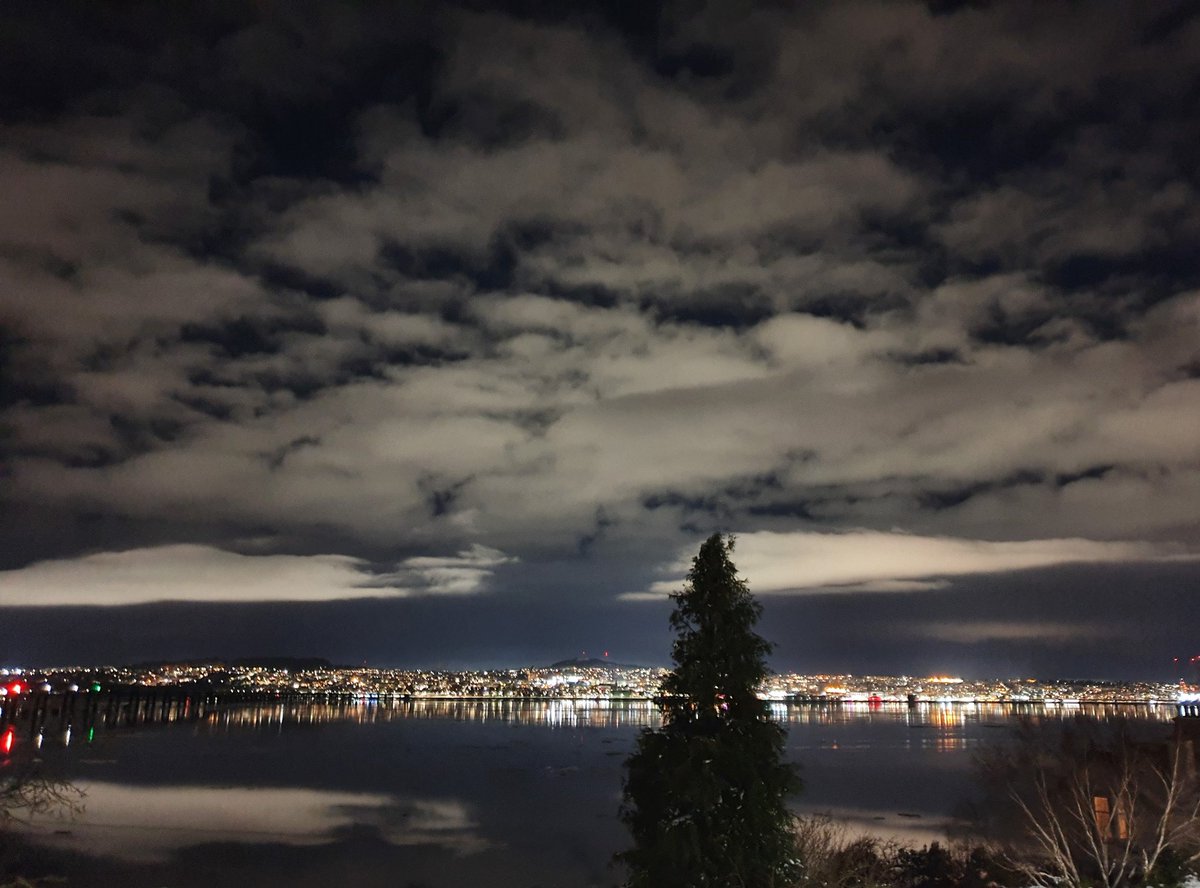 carey_normand's tweet image. #Nightsky #riverreflection