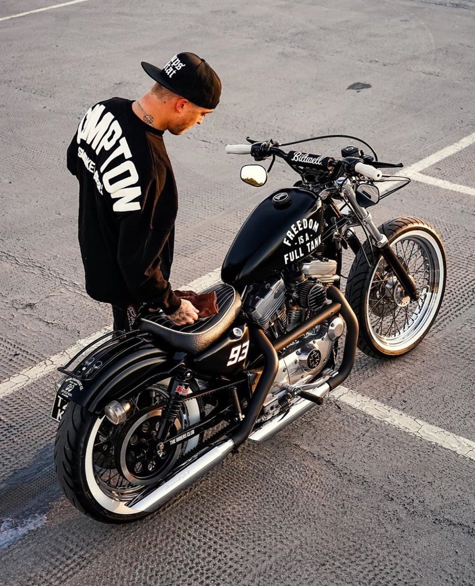 cptfireapparel's tweet photo. Ride fast, ride hard, ride in style....

Thank you for showing us love @floydandco
.
.
.
.
.
https://t.co/nKiztFdSGV
.
.
.
.
#comptonfireapparel #comptonfireman #firefighters #reels #californiafirefighter #fireman_323 #bikelife #harleydavidson #motolife #longsleeves #floydandco https://t.co/FJBuru8NTa