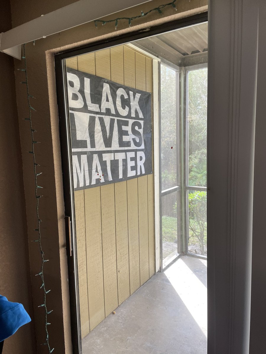 AdnMartinez7's tweet photo. @2THEGRAVEYARDD I’m just surprised he hasn’t seen mine on my patio 👀 https://t.co/BfwuqZfphX