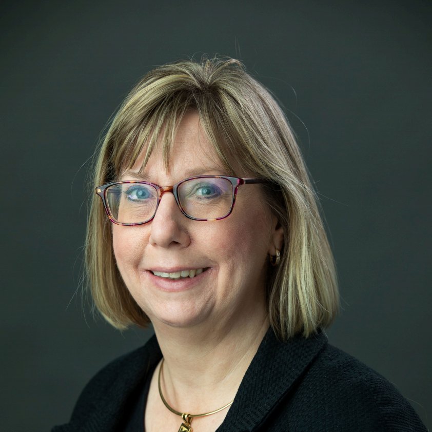 unitedwaySWPA's tweet photo. "Anyone can contact 211. From a single parent struggling to pay the bills to a veteran in crisis or a senior looking for transportation – 211 is there to provide resources and something that may be just as important: hope." - Michele Sandoe, senior director of @pa211southwest https://t.co/QOuJ5NNdV8