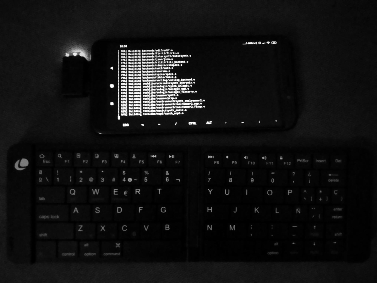 unaimarcor's tweet photo. Hi! ๐
I was told the #FPGADevMasterRace meets here. Does my setup ๐ฑ qualify? ๐
#FOMU @termux #GHDL @YosysHQ @VUnitFramework #MODPC https://t.co/Zt8S9obJ3c