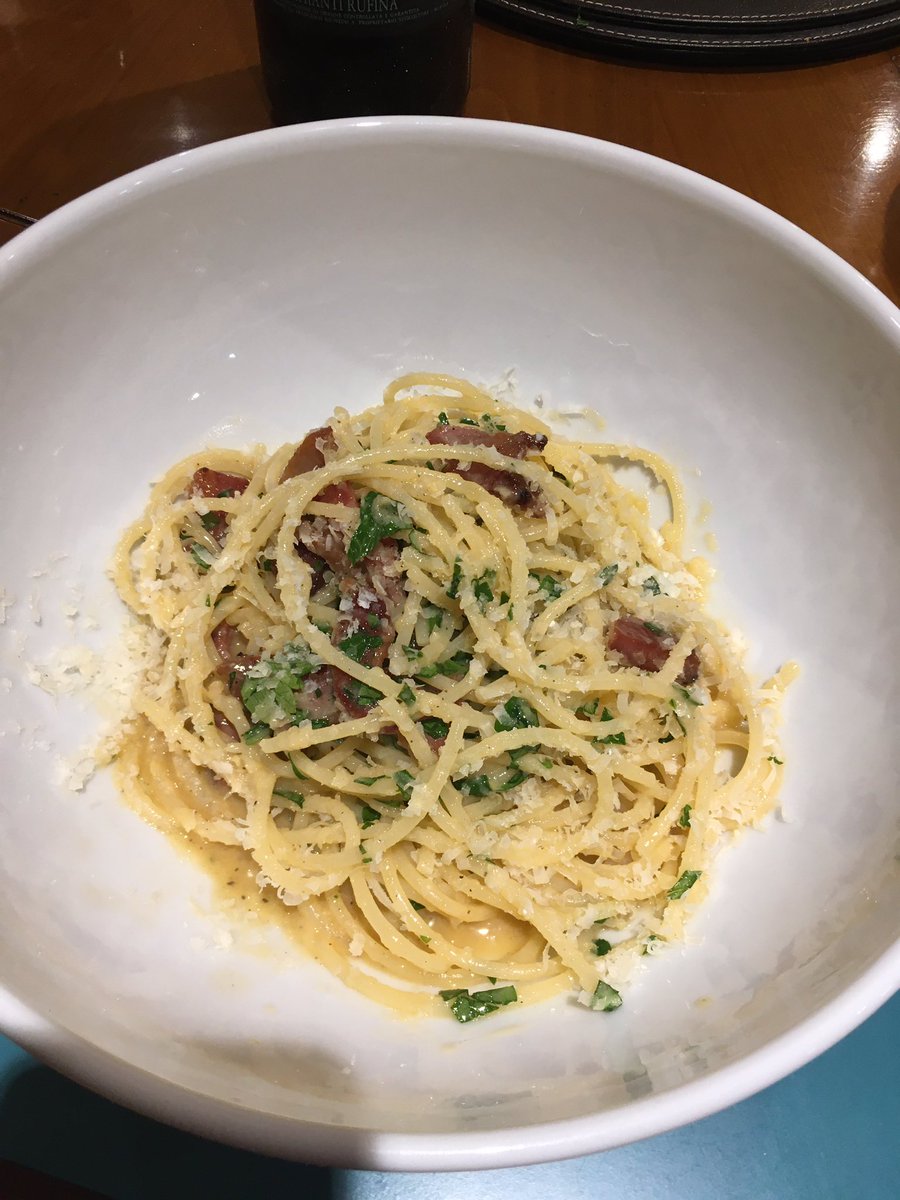 Another corker tonight- Selvapiana Vigneto Bucerchiale 1990 with Spaghetti Carbonara- Dusty church pews with still a glint or two of a damson or sloe. Graceful old age but still with superb acidity holding everything together. Fabulous for a 30yo Chianti.