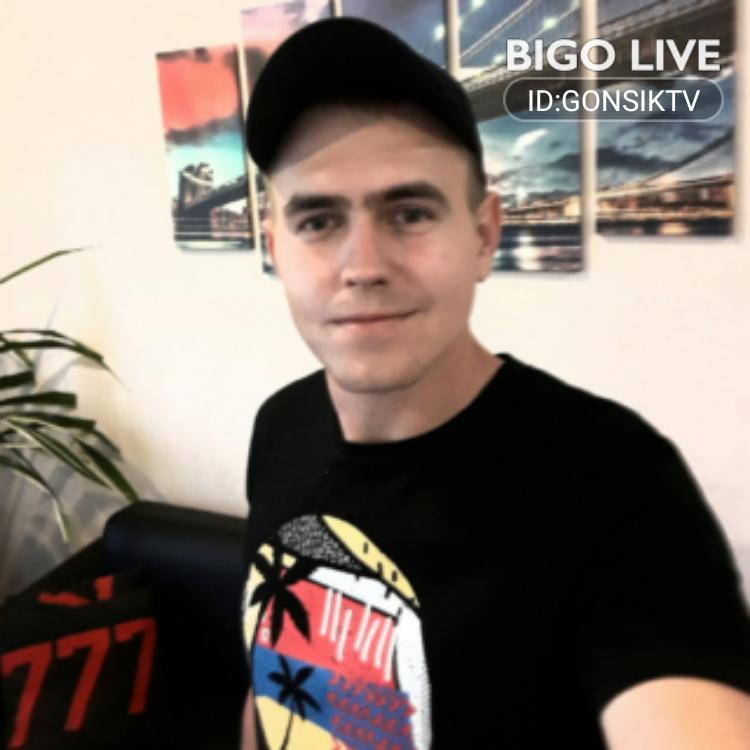 Без тебя вечеринки не будет #BIGOLIVE  > Among Us.    bigo.tv/sid/2176000109…
slink.bigovideo.tv/Wm0yLL