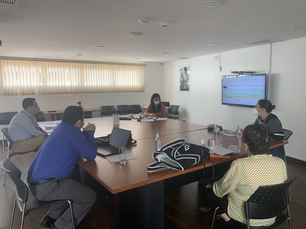 AECID_Honduras's tweet photo. Seguimos acompañando el proceso de implementación de la @EAGP_Honduras,proyecto que apoyamos junto con la @UEenHonduras con el objetivo de cooperar en la modernización de la gestión pública en 🇭🇳 y de esta manera ofrecer un mejor servicio a la ciudadanía.#TeamEurope 🇪🇺🇪🇸#Madigep https://t.co/w1lMeGX9WL