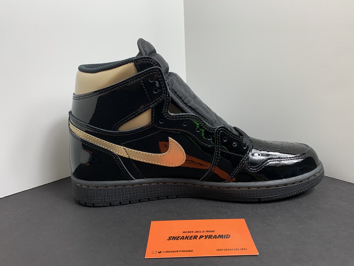 SneakerPyramid's tweet photo. “Gold Metallic” 1s 
Sizes available now !
@sneakerpyramid https://t.co/g45ApBV4dw