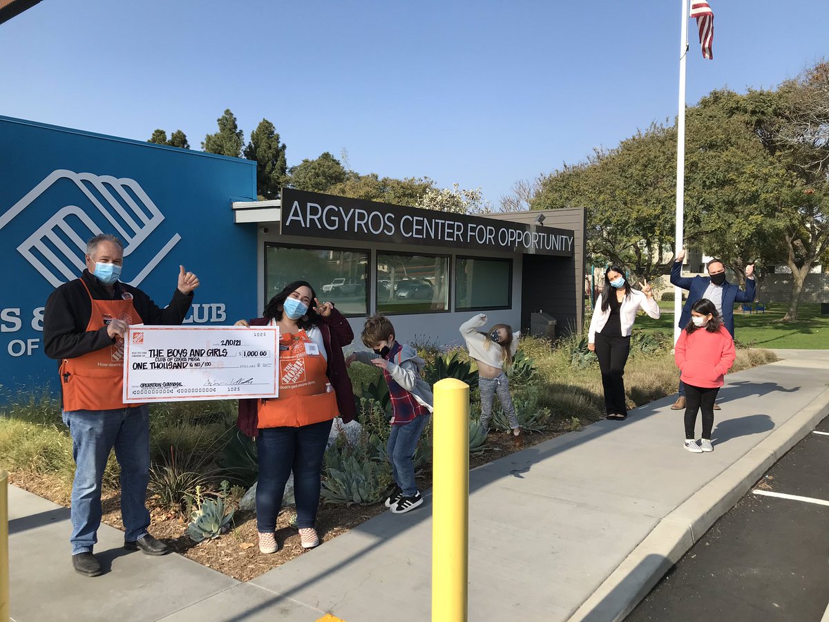 Gregory Schaeffer (@silverfoxthd) on Twitter photo 6664- what a great day to participates in OperationSurprise. We were able to award the Boys and Girls Club of Costa Mesa a surprise check totaling $1000.00. Thanks for all you do to take care of the youth of the city and our future leaders. @downeypackerfan <a href="/Steven_Mousseau/">Steven Mousseau</a> 6664- what a great day to participates in OperationSurprise. We were able to award the Boys and Girls Club of Costa Mesa a surprise check totaling $1000.00. Thanks for all you do to take care of the youth of the city and our future leaders. @downeypackerfan <a href="/Steven_Mousseau/">Steven Mousseau</a>