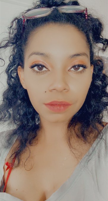 ❤️ Happy Thursday ❤️ https://t.co/re0PDL3C33