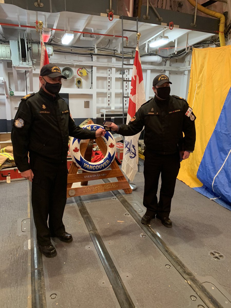 AngusTopshee's tweet image. This afternoon @PacFltChief and I recognized Master Sailor Matthew Cormier as the #CANFLTPAC Sailor of the Quarter. His outstanding leadership aboard @HMCSNCSMVan has contributed immensely to the ship’s success and excellent morale 
#ReadyToLead 
#BravoZulu 
#WeTheNavy