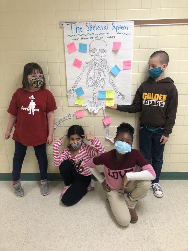 So proud of these hard working friends!! They are doing a fantastic job with our new human body unit! #proudtobeDDE <a href="/Hope_Everts/">Hope Everts</a>