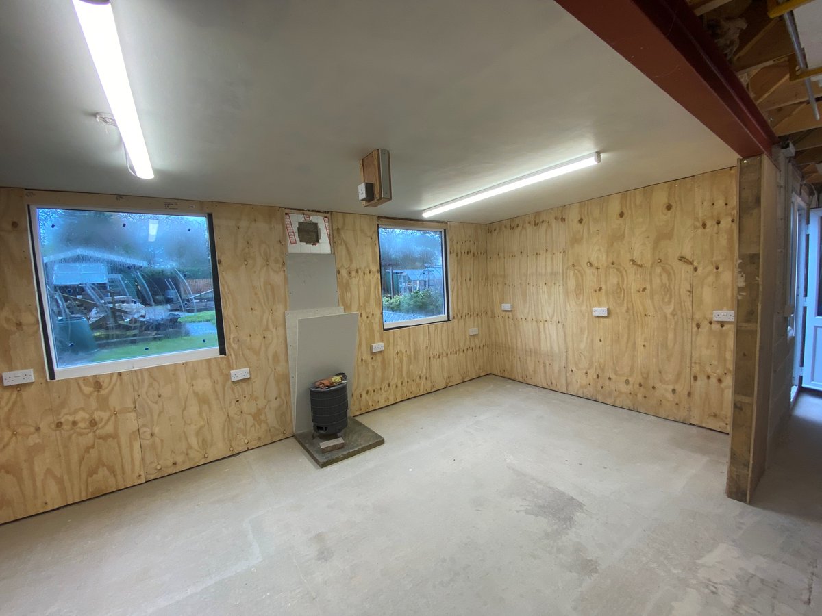 GFT_Company's tweet photo. Show your workshop some love this Valentine's day and transform it into a dust free, warm, useable space with our PVC interlocking floor tiles. Here's one we did earlier!

#workshop #homeworkshop #woodworking #garagegoals #garageflooring #mancave #floor #dreamgarage https://t.co/hsH4i46Y9O