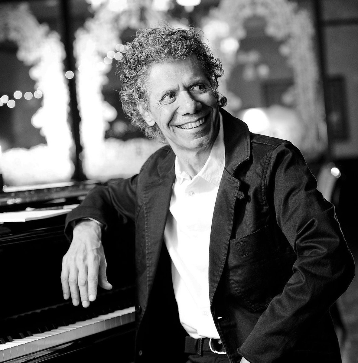BackstageBr's tweet photo. Faleceu Chick Corea

A página de Chick Corea no Facebook (https://t.co/Vce07xiM0E) anunciou, em nota, a morte do músico no dia 9 de fevereiro. 

#ChickCorea #ReturntoForever #ElektrikBand #FloraPurim #AirtoMoreira #RevistaBackstage #ProducaoMusical #FrankGambale #StanleyClarke https://t.co/MWXI4EMixh
