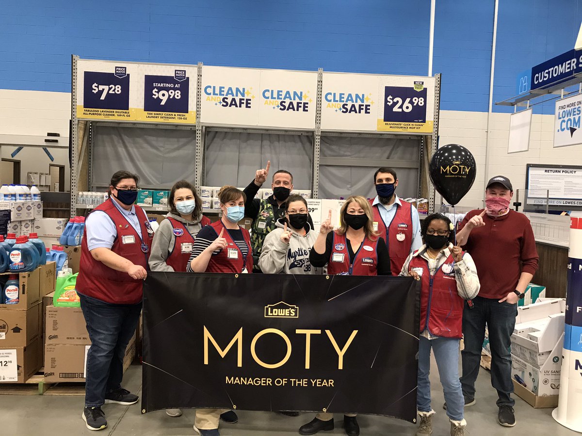 The management staff at store 3388.  What an honor to work with these folks!  @GotoLowes <a href="/tlucas1203/">tracy lucas</a> @LauraG813R1 <a href="/BenitoKomadina/">Benito.Komadina@Lowes</a>