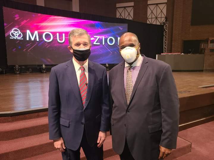 Pastor Odell Cleveland tweet media