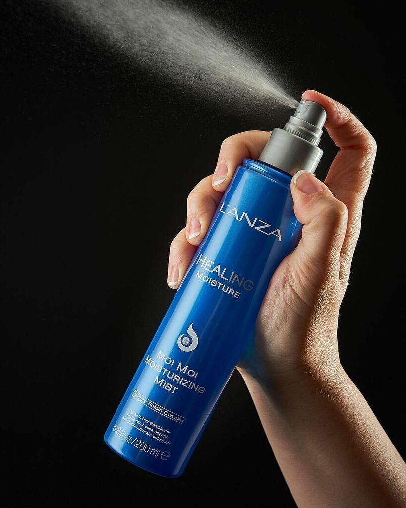 💙 REPAIR YOUR HAIR 💙

Looking for an instant detangler? NEW Moi Moi Moisturizing Mist is infused with Coconut Oil to prevent frizz &amp; flyaways. 🥥 #lanzamoimoi #lanzaspotlight

.
.
.
.
.
🔹for more information contact your Sales Rep or call 1-800-268-1905
.
.
. 
.
.
.
.
▫️▫…