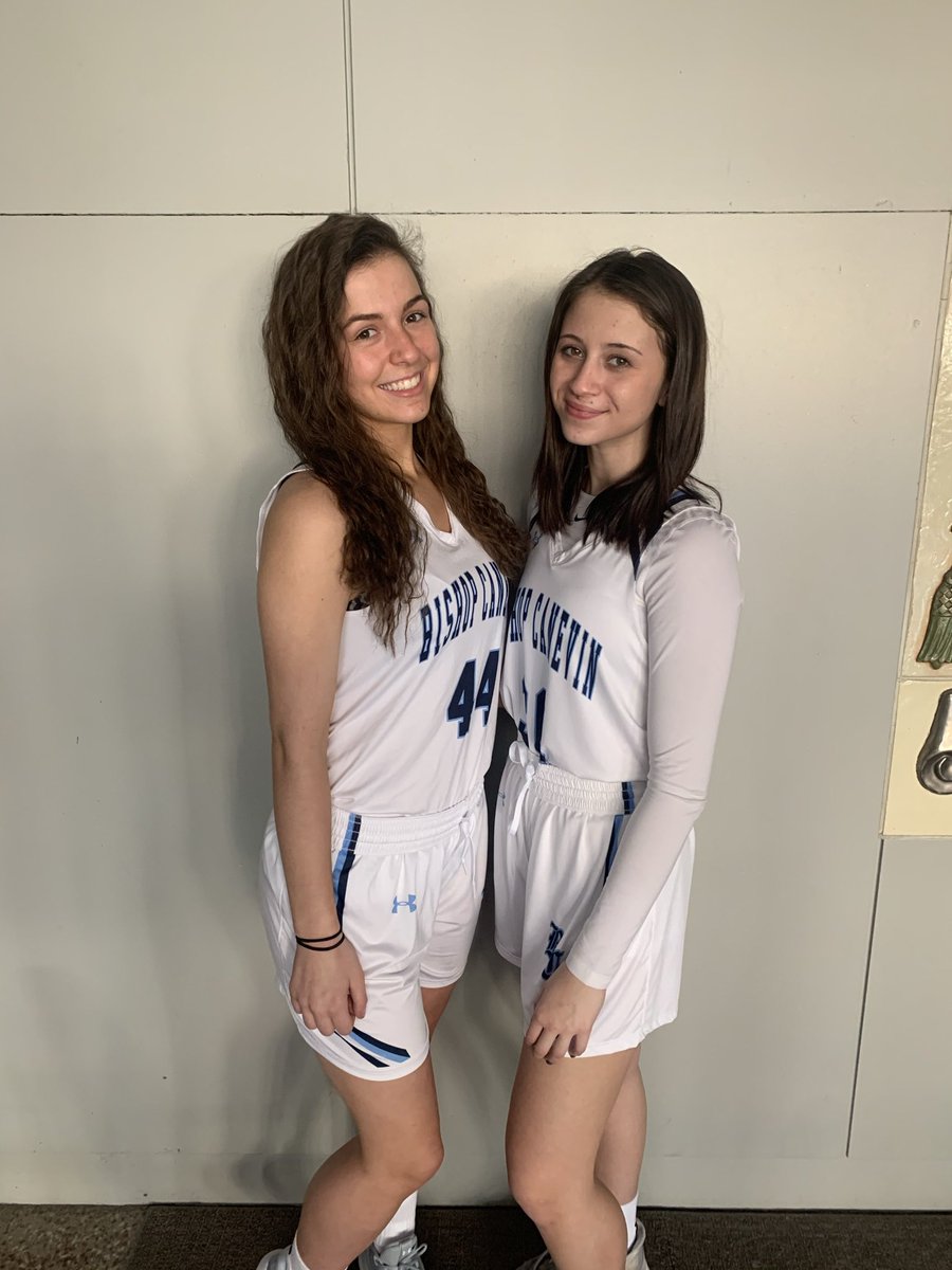 It’s SENIOR NIGHT for these 2 girls!! 💙🏀