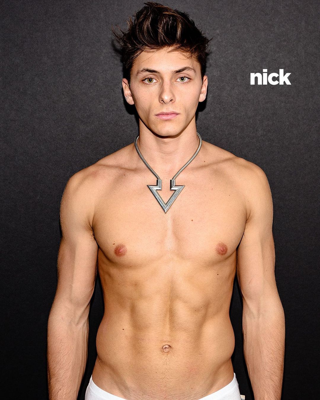 Et0-w3vXIAAM7jG?format=jpg&name=large