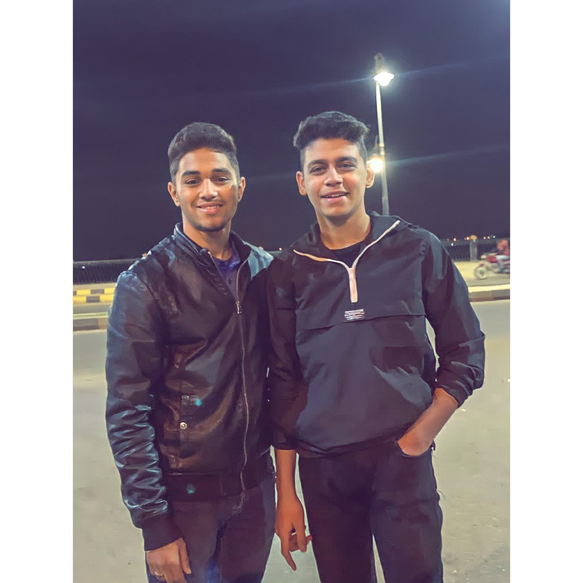 Youssef_______1's tweet photo. سندي🖤👬 https://t.co/opmvSO8wFj